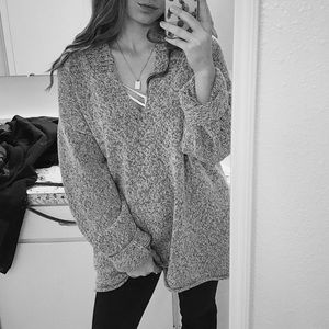 VINTAGE OVERSIZED SWEATER
